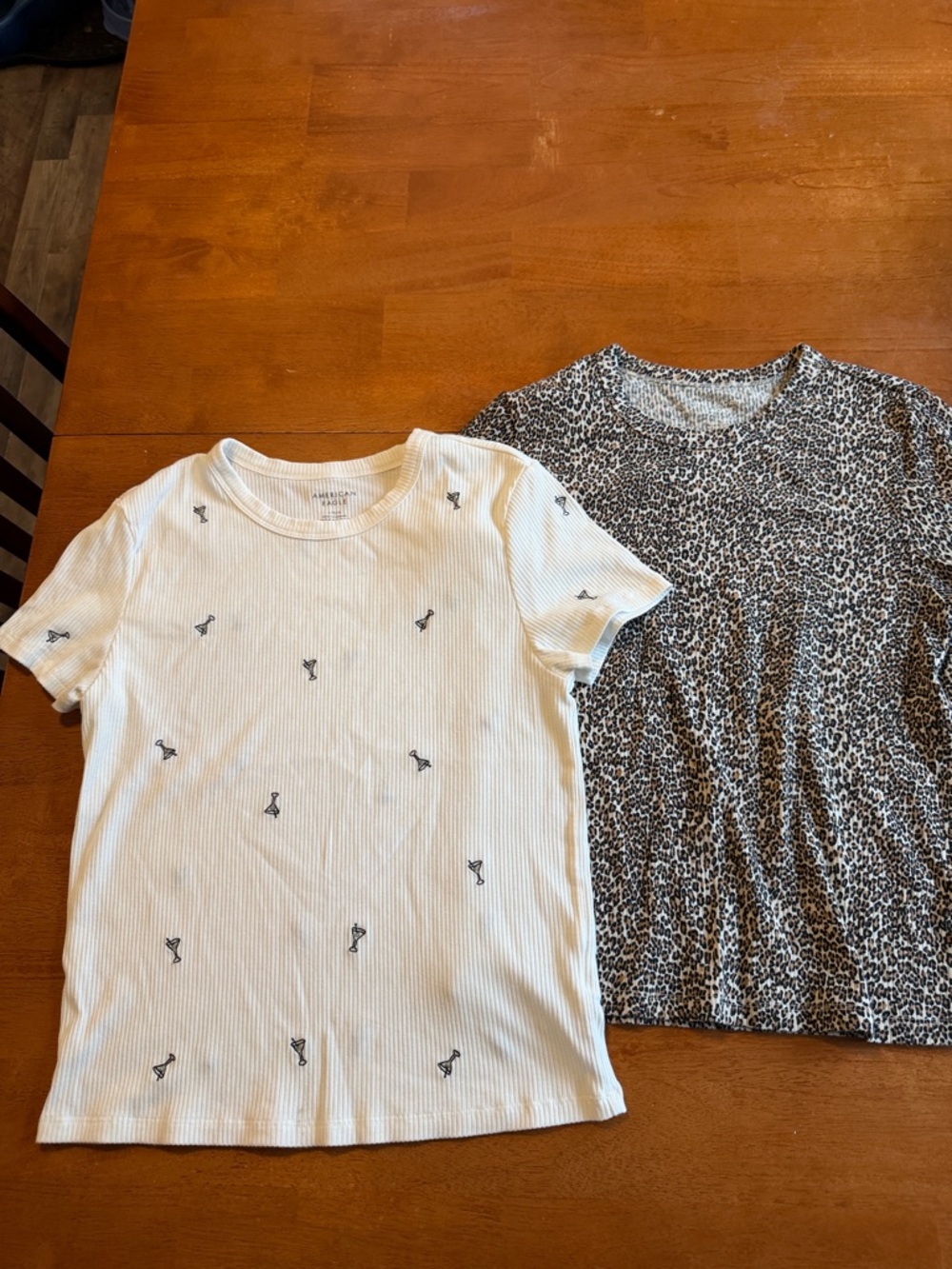 American eagle t shirts